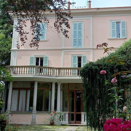B&B Villa Margherita Lesa Exterior photo