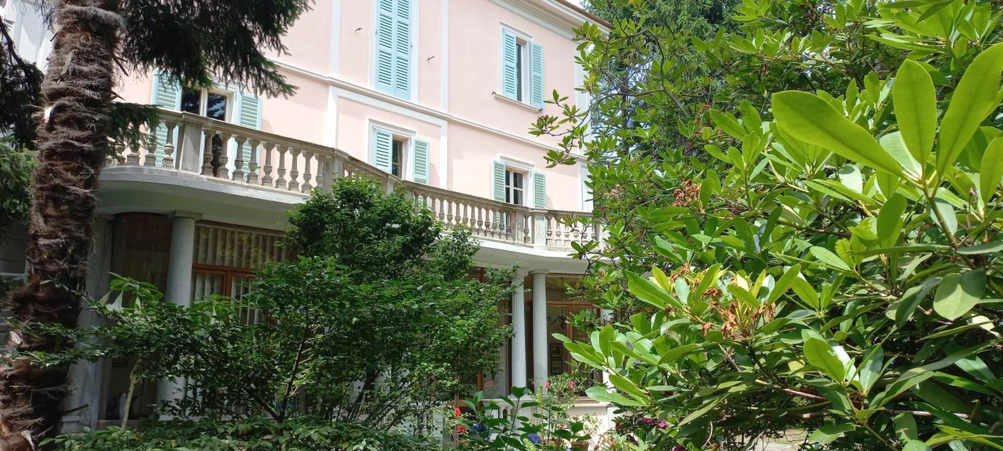 B&B Villa Margherita Lesa Exterior photo