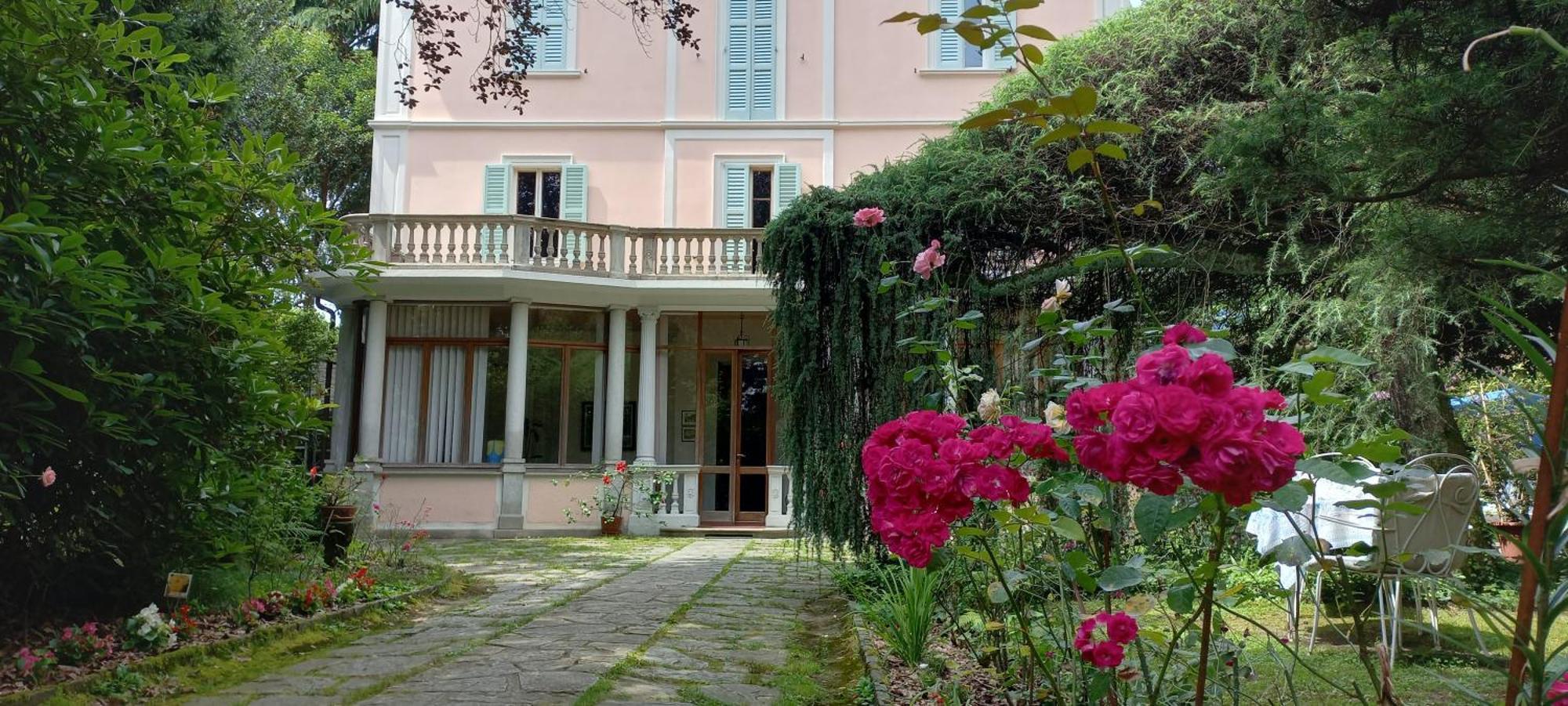 B&B Villa Margherita Lesa Exterior photo