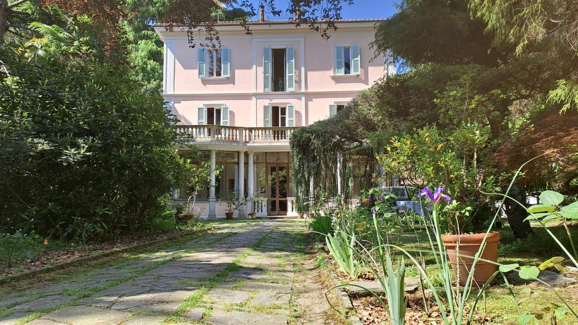 B&B Villa Margherita Lesa Exterior photo
