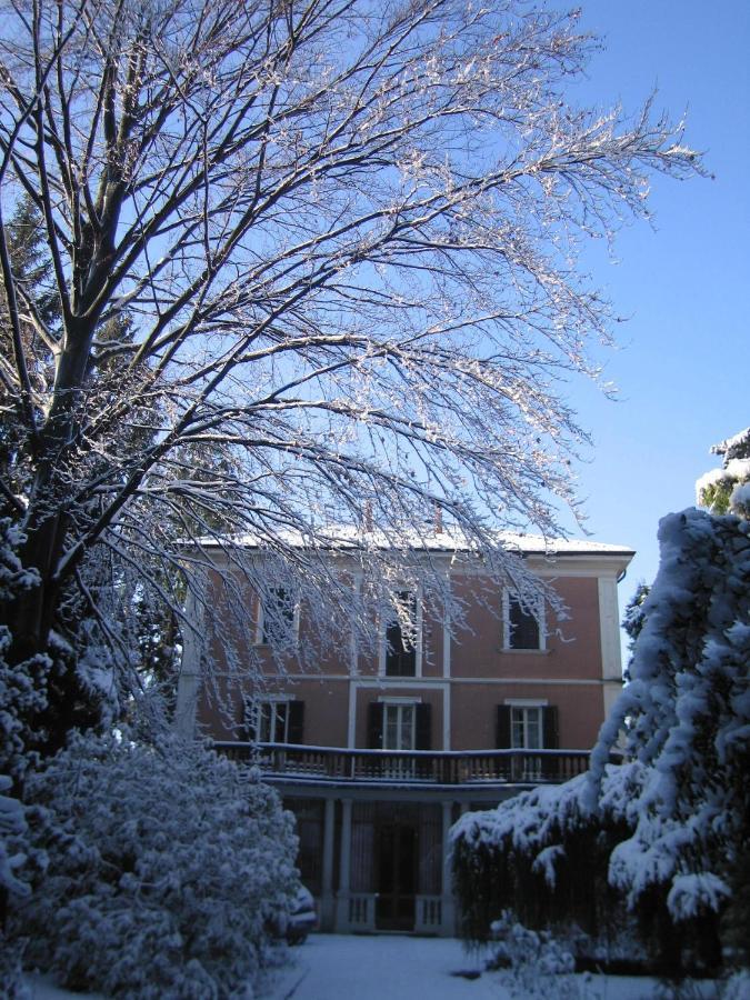B&B Villa Margherita Lesa Exterior photo